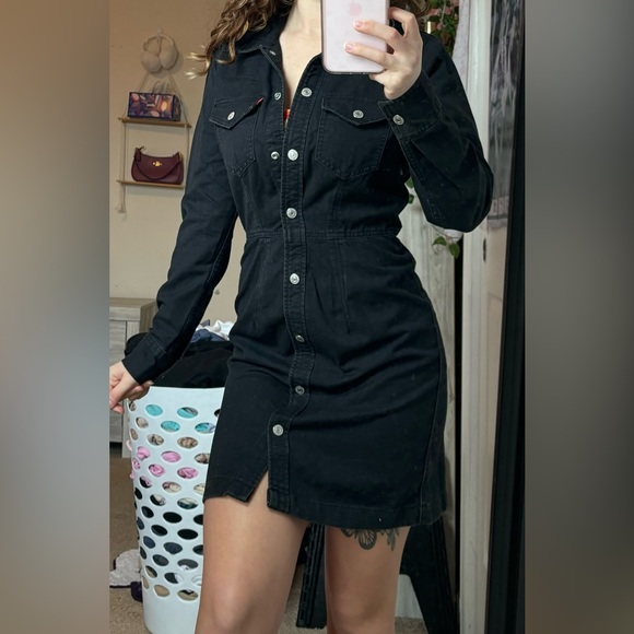 NWT Levi’s Ellie Denim Dress - Picture 2 of 9
